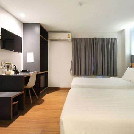 Mybed Sathorn Hotel Bangkok Kültér fotó